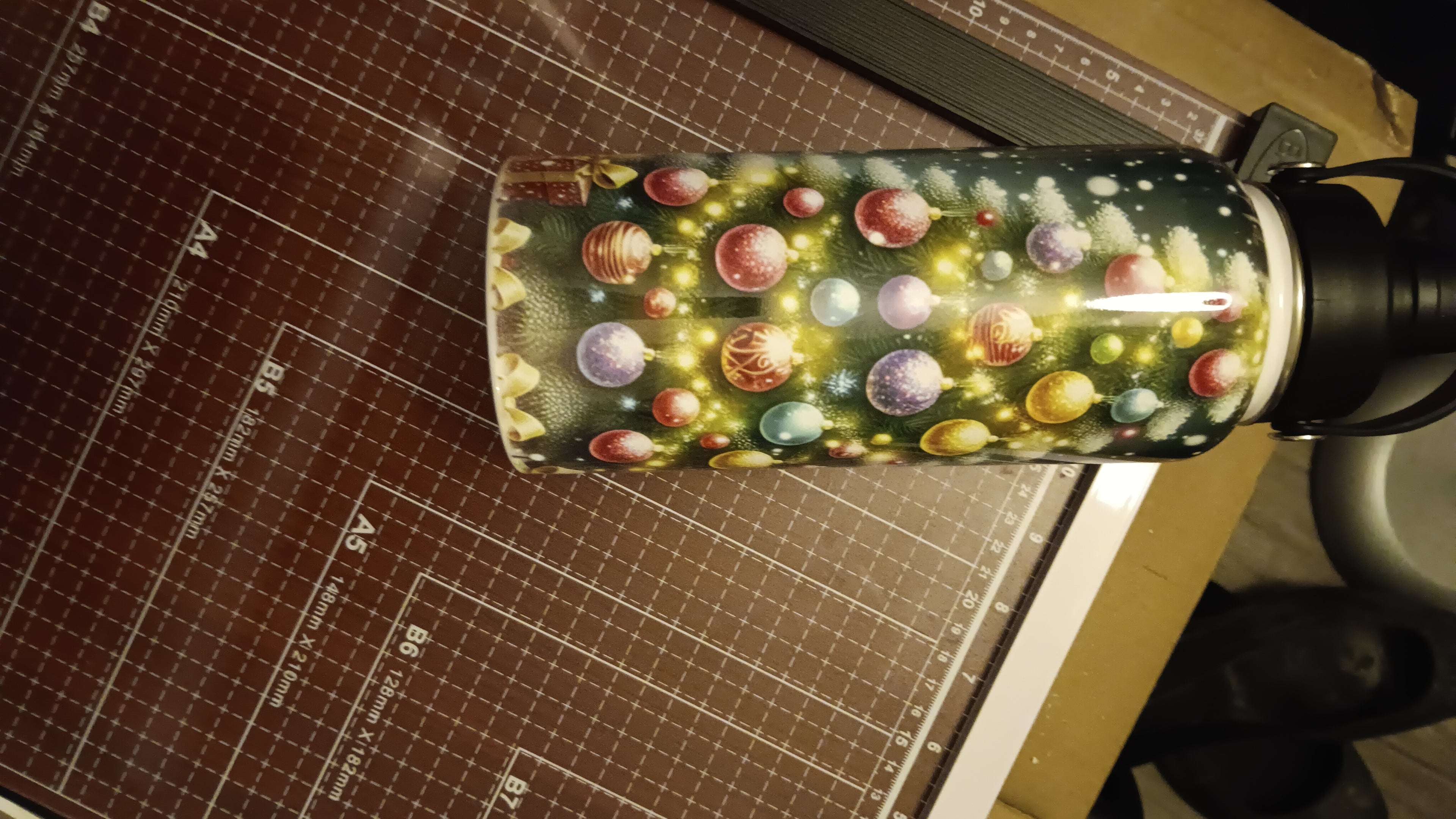 32 oz christmas tree Hydro Tumbler with handle, pour spout and closing straw