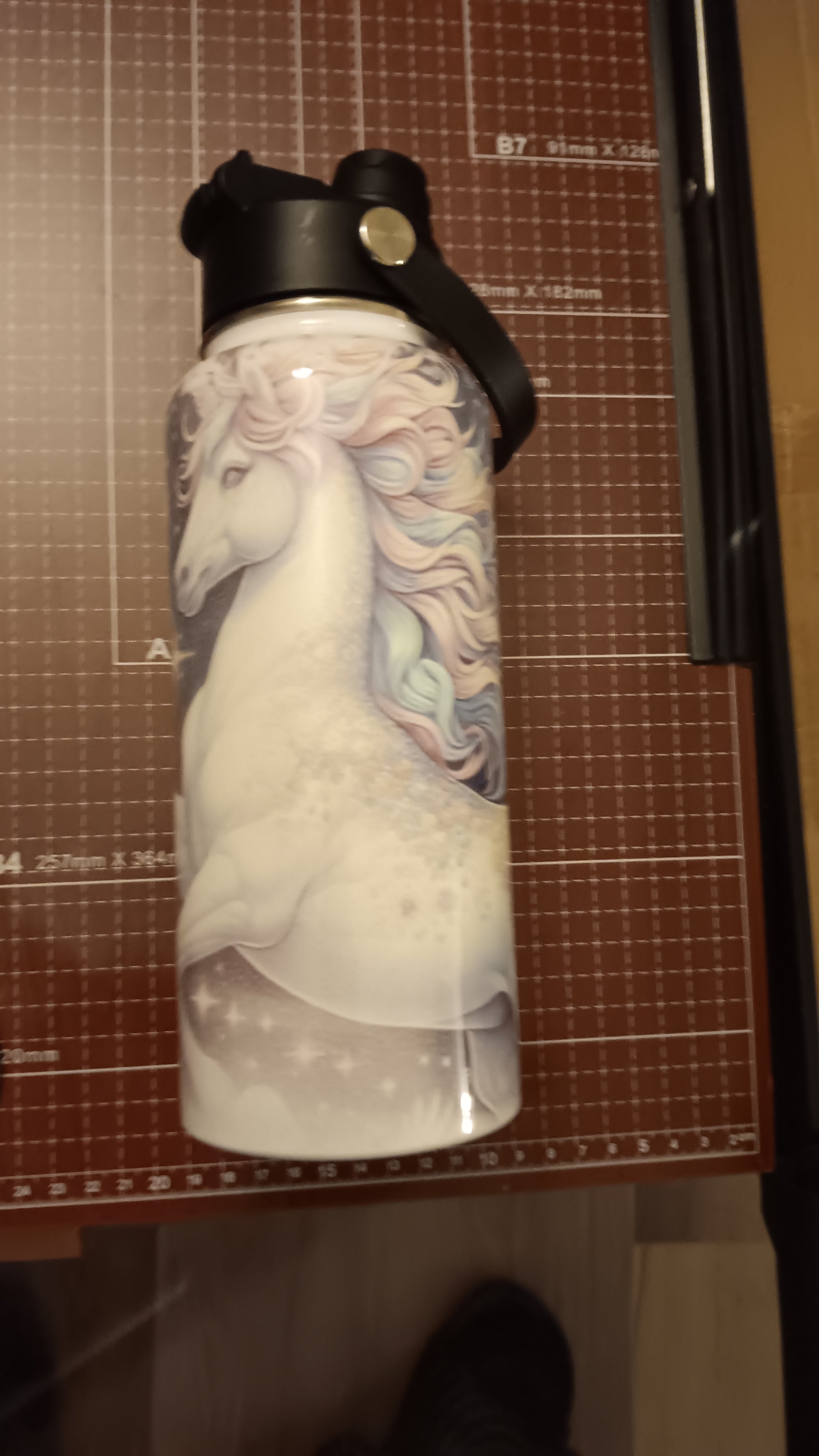 32 oz unicorn themed Hydro Tumbler with handle, pour spout, and closing straw